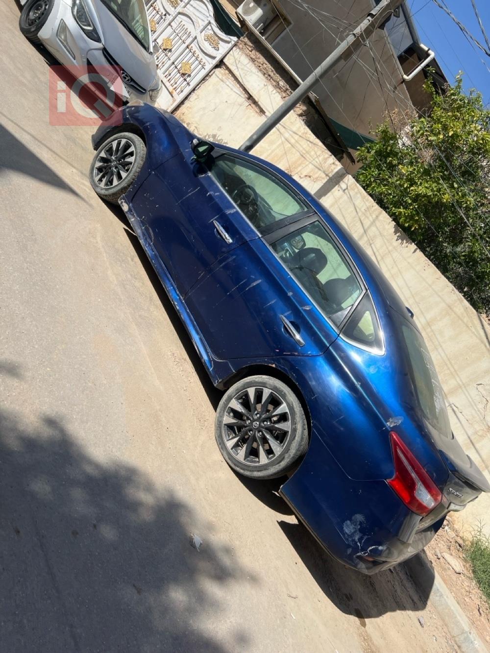 نيسان سنترا